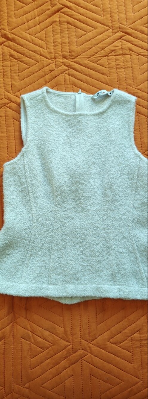 ZARA Women’s Ivory Tweed Sleeveless Wool Zip Back Peplum Top L